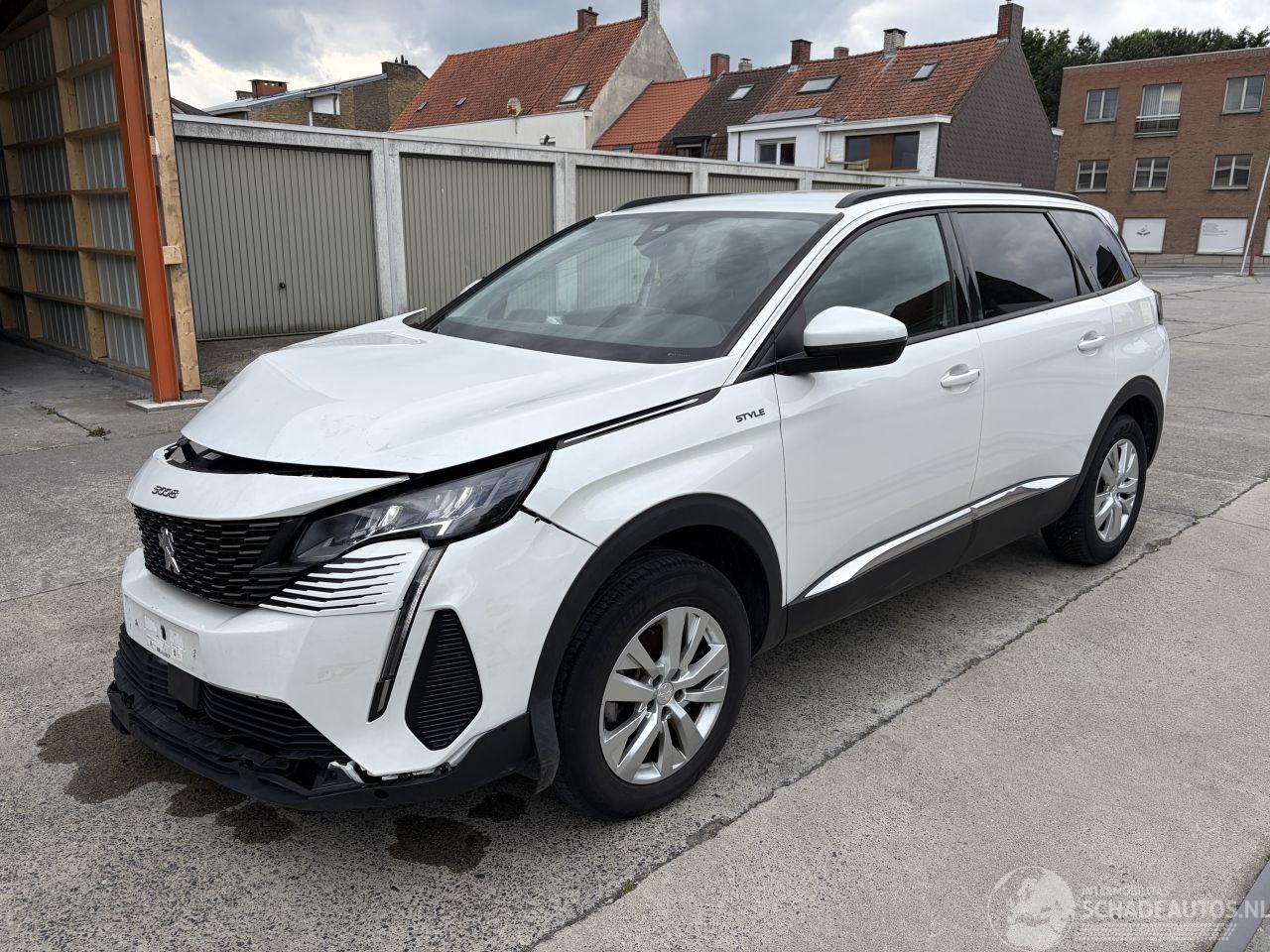 Peugeot 5008 II 1.2I PURETECH 12V