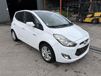Schadeauto Hyundai Ix20 1.4 CRDI - 16V TURBO 2012/3