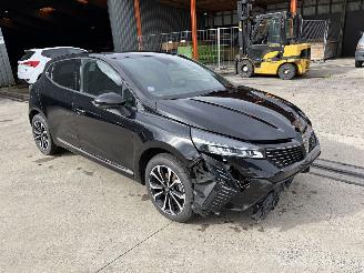 uszkodzony samochody osobowe Renault Clio 1.0i - 12V TURBO TCE 100 2025/3