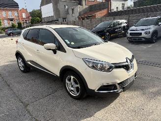 Renault Captur 1 PHASE 1 1.5 DCI - 8V TURBO picture 1