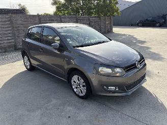 Damaged car Volkswagen Polo 1.6 TDI - 16V TURBO 2013/12