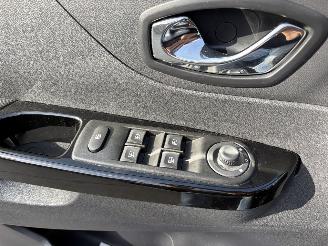 Renault Captur 1.2i - 16V TURBO TCE 120 picture 16