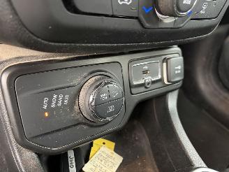 Jeep Renegade PHASE 2 2.0 JTD - 16V TURBO 4X4 picture 11