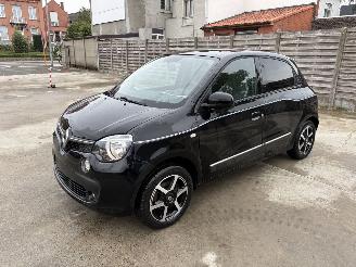 Renault Twingo 3 PHASE 1 0.9i - 12V TURBO TCE 90 picture 2