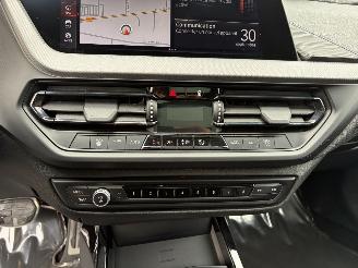 BMW 1-serie 118D F40 2.0D - 16V TURBO picture 12