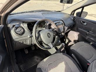 Renault Captur 0.9i - 12V TURBO TCE 90 picture 3