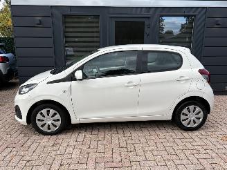 Damaged car Peugeot 108 1.0 e-VTi Active 5 deurs | Airco LED Mistlampen 2019/6