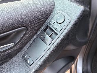 Mercedes A-klasse A150 Business 3 deurs | Audio Airco Facelift picture 16