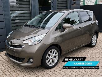 Unfallwagen Toyota Verso S 1.3 VVT-i Dynamic | Navi Panoramadak Camera 2015/2
