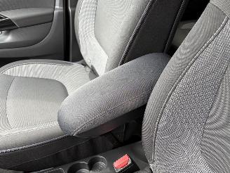 Renault Captur 1.2 TCE AUTOMAAT | NAP | DEALER ONDERHOUDEN | SCHADEVRIJ picture 24