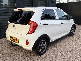 Kia Picanto 1.0 CVVT ISG R-CROSS 5-DRS | AIRCO BODYKIT LM-VELGEN | NAP 2014 | RIJDBARE SCHADE picture 10