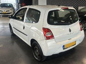 Renault Twingo 1.5DCI picture 2