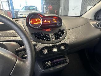 Renault Twingo 1.5DCI picture 9