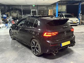 Volkswagen Golf 2.0TSI 320PK Performance picture 2