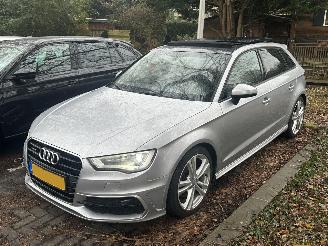 krockskadad bil auto Audi A3 2.0TDI Sportback QUATTRO 2015/4