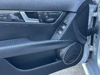 Mercedes C-klasse 6.2 amg picture 11