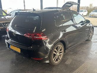 Volkswagen Golf 1.4TSI ACT R-Line picture 2