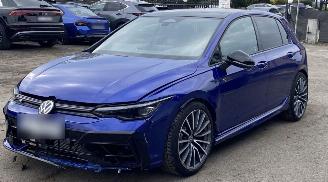 Voiture accidenté Volkswagen Golf 2.0TSI R Panorama 2025/11