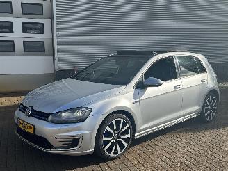 Unfallwagen Volkswagen Golf 1.4TSI GTE Panorama Led 2014/1