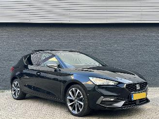 krockskadad bil auto Seat Leon 1.4 TSI eHybrid PHEV FR Business 2021/1