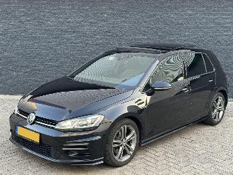 Volkswagen Golf 1.5TSI 3x R-Line picture 10