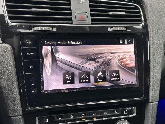 Volkswagen Golf 2.0 TSI R 4Motion picture 21