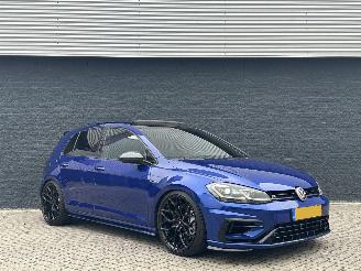Unfallwagen Volkswagen Golf 2.0 TSI R 4Motion 2017/5
