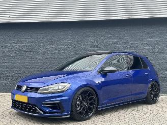 Volkswagen Golf 2.0 TSI R 4Motion picture 12