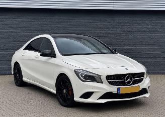 Avarii autoturisme Mercedes Cla-klasse Cla 180 Amg Line Automaat Leer 2015/1