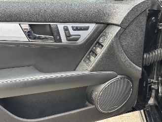 Mercedes C-klasse C63 AMG W204 6.2 V8 picture 15