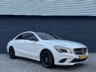 krockskadad bil auto Mercedes Cla-klasse Cla Sedan Led Xenon Leer 2015/1