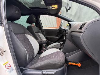 Volkswagen Polo 1.2 TSI R-Line picture 24