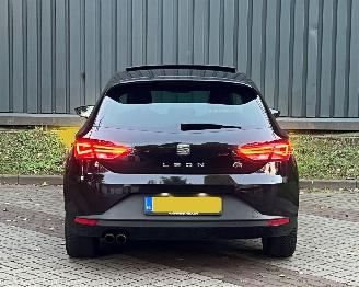 Seat Leon 1.8 TSI FR Pano picture 4