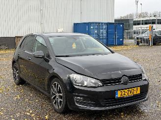 Volkswagen Golf Golf 1.2 TSI Highline AUTOMAAT picture 3