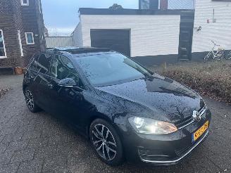 Volkswagen Golf 1.4 TSI ACT Highline DSG PANO picture 2
