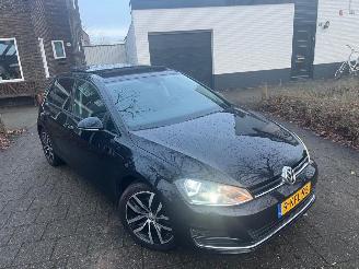 Volkswagen Golf 1.4 TSI ACT Highline DSG PANO picture 3