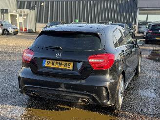 Mercedes A-klasse A180 AMG AUTOMAAT NAP picture 4