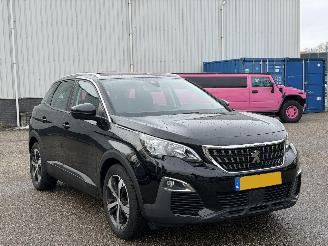 Peugeot 3008 1.2 PureTech Allure Automaat picture 3