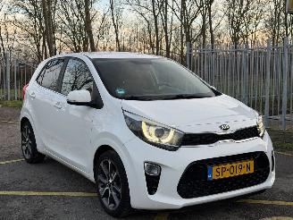 krockskadad bil auto Kia Picanto 1.0 CVVT Design Edition 2018/5
