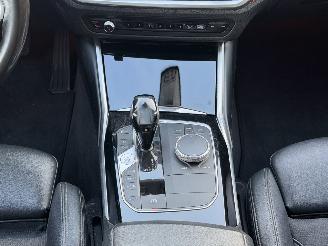 BMW 3-serie 320i High Executive AUTOMAAT/LED picture 19