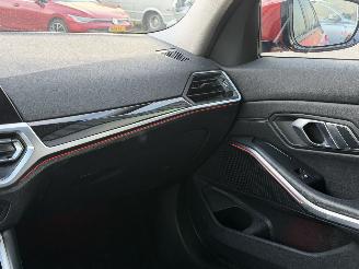 BMW 3-serie 320i High Executive AUTOMAAT/LED picture 20