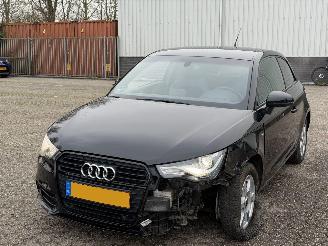 krockskadad bil auto Audi A1 Audi A1 1.4 TFSI AUTOMAAT S-LINE KEY-LESS 2010/12