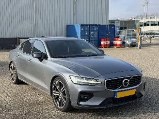 Volvo S-60 S60 2.0 T4 R-Design picture 3