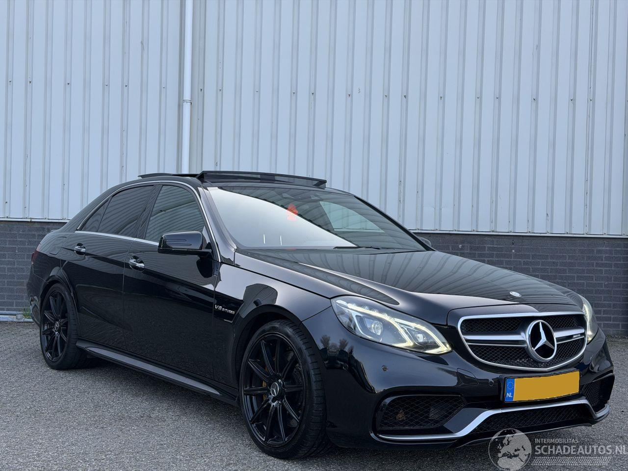 Mercedes E-klasse E63 AMG 4matic LED/PANO/FULL
