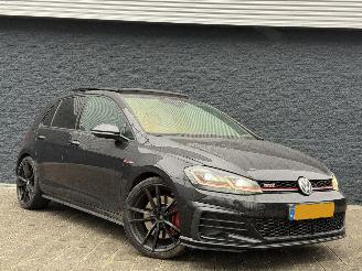 damaged passenger cars Volkswagen Golf 2.0TSI GTI FACELIFT PANO/DSG 2019/4