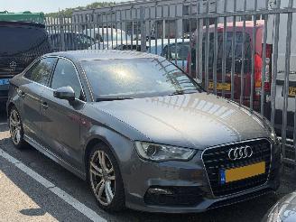 Schadeauto Audi A3 LIMOUSINE 1.4 S-LINE AUTOMAAT 2014/10