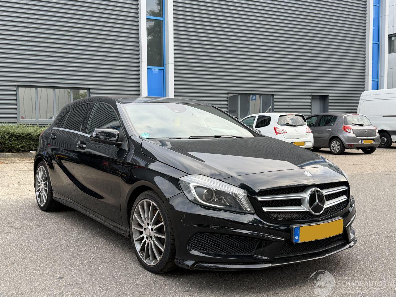 Mercedes A-klasse A220 CDI AMG PANO/AUTOMAAT