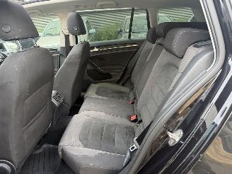 Volkswagen Golf 1.0TSI PANO/DSG picture 9