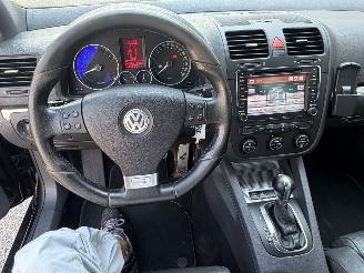 Volkswagen Golf 3.2 R32 DSG/LED picture 11