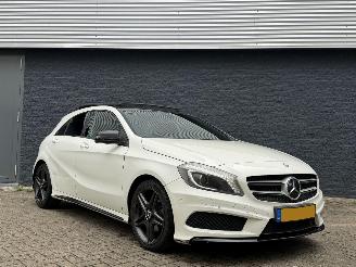 Schadeauto Mercedes A-klasse A180CDI AMG PANO/AUTOMAAT 2013/6